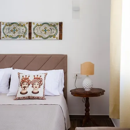 Feriehus Crisafi Luxury Flat