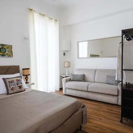 Feriehus Crisafi Luxury Flat *