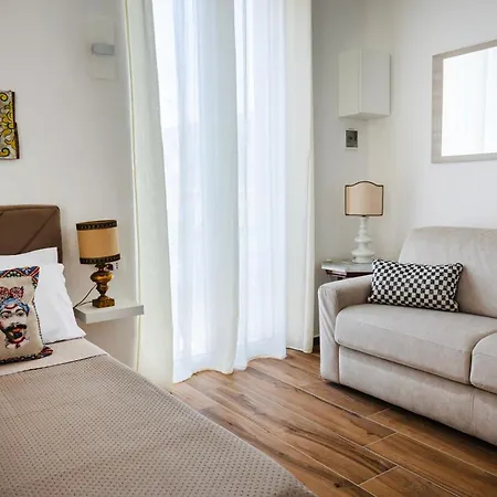 Crisafi Luxury Flat Feriehus