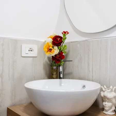 بيت للعطل Crisafi Luxury Flat